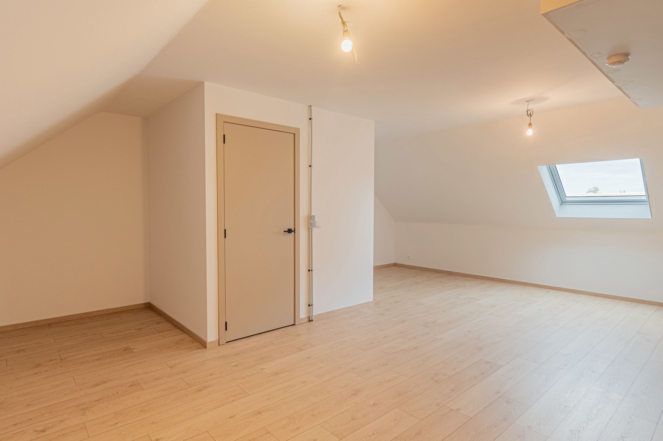 Moderne nieuwbouw woning met 4 slaapkamers! foto 22