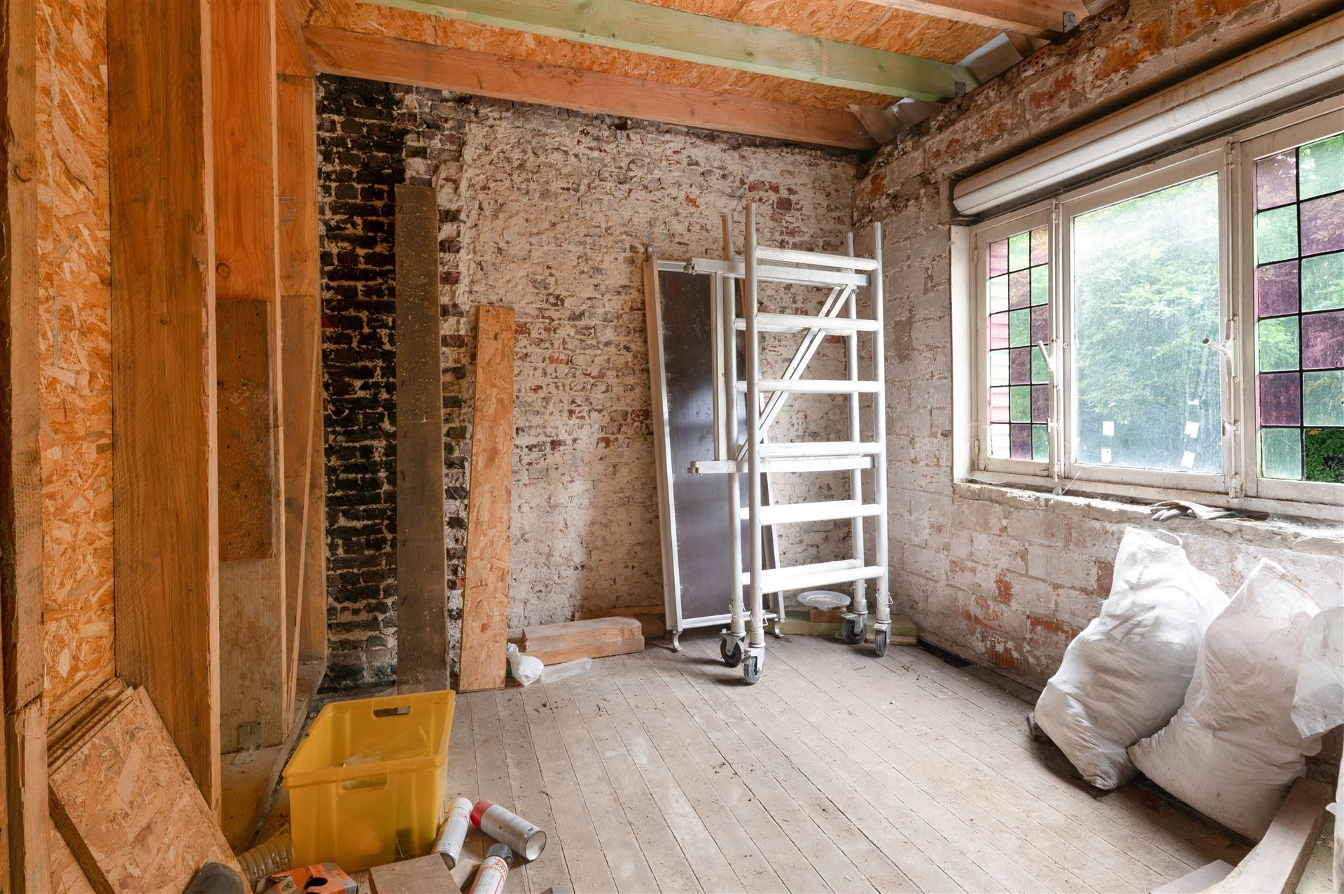 Te renoveren woning met tuin en garage nabij Gent! foto 8