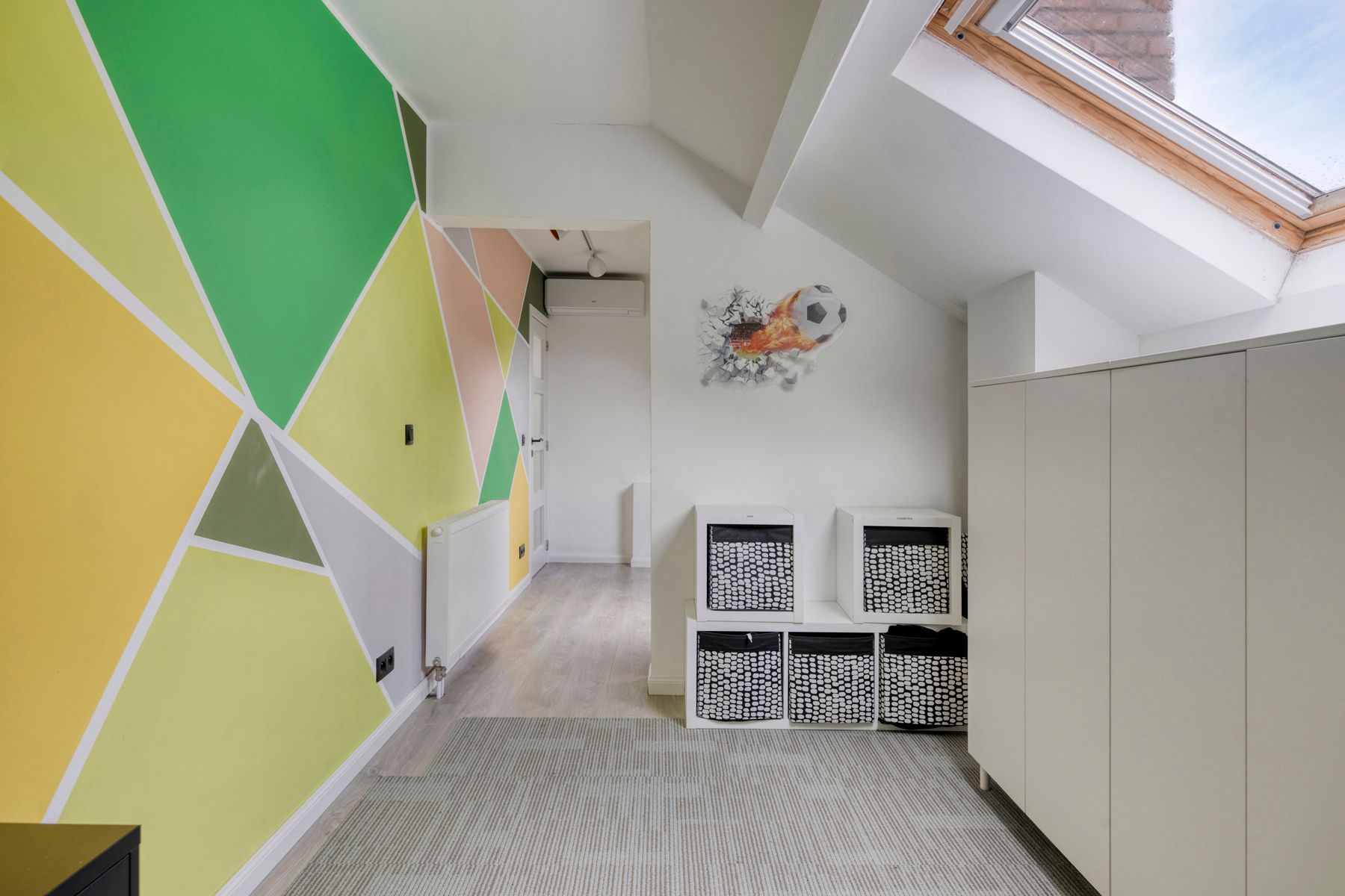Volledig gerenoveerde, instapklare woning in groene omgeving foto 24