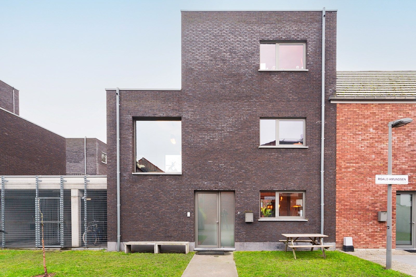 ()=>{if(producerUpdateValueVersion(node),producerAccessed(node),node.value===ERRORED)throw node.error;return node.value} Roald Amundsenstraat 5 - - 2050 Antwerpen