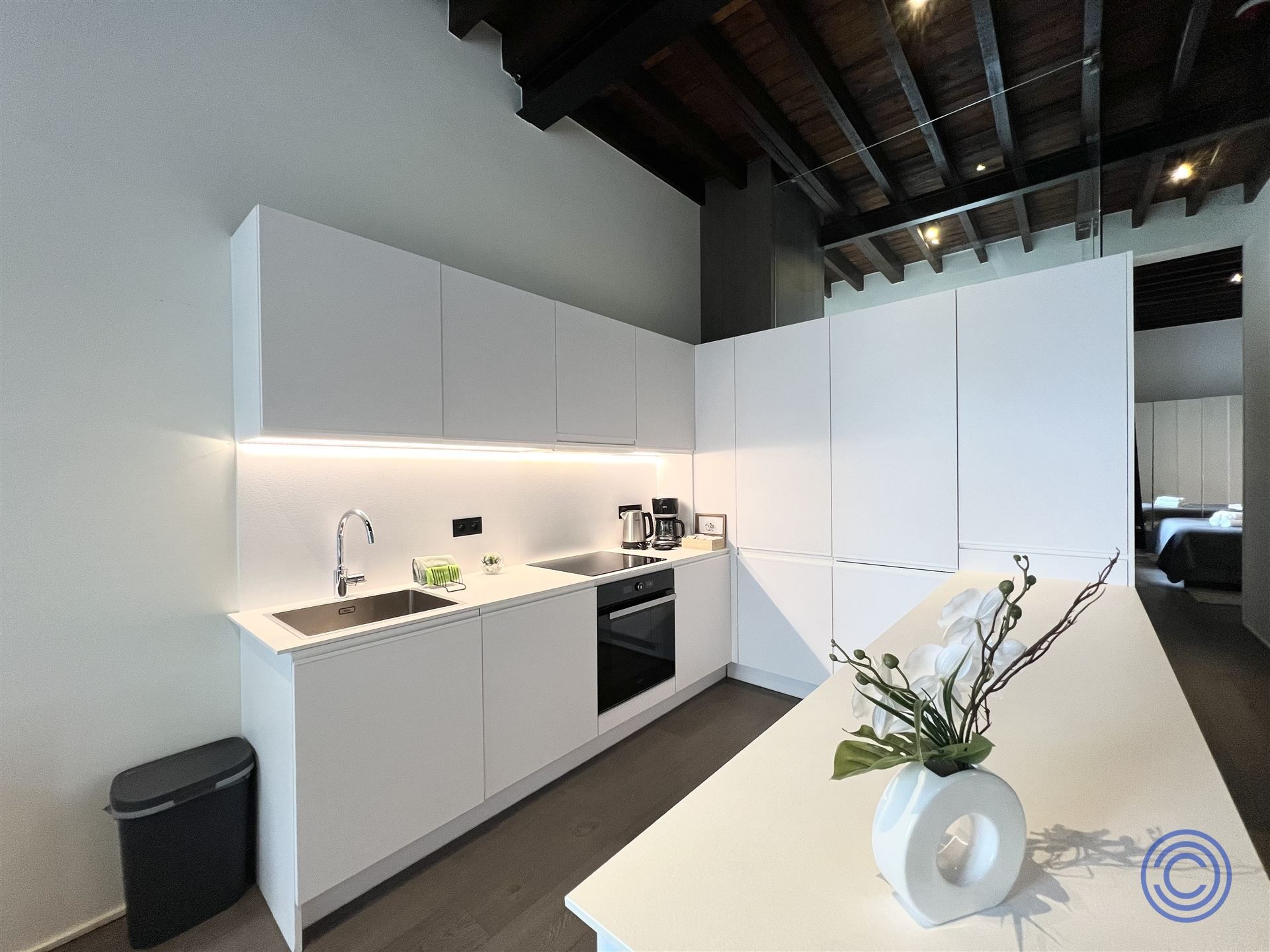 Volledig verhuurd appartementsgebouw in hartje Antwerpen! foto 8