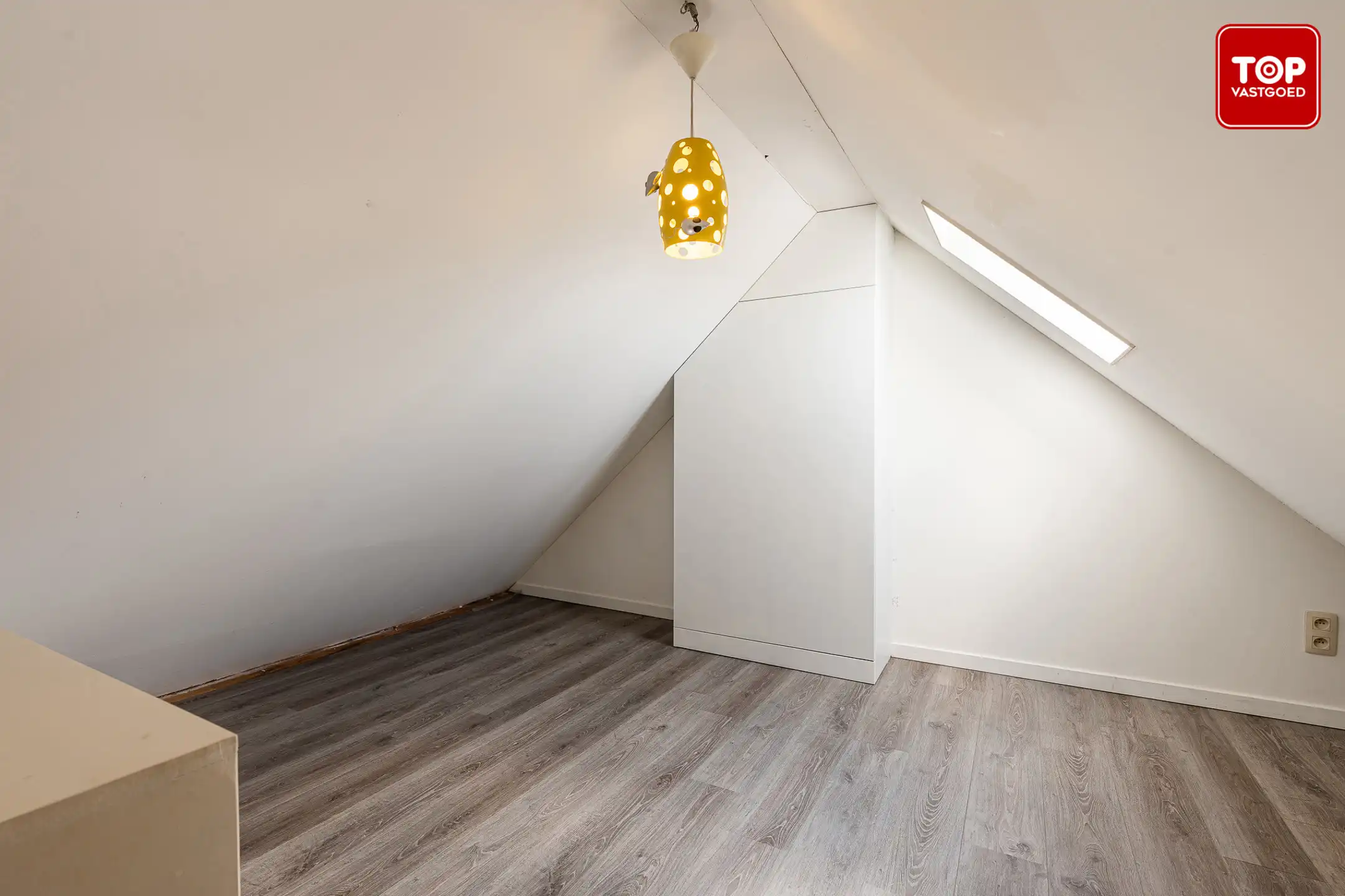Instapklare woning met 3 slaapkamers en open zicht op de velden foto 19