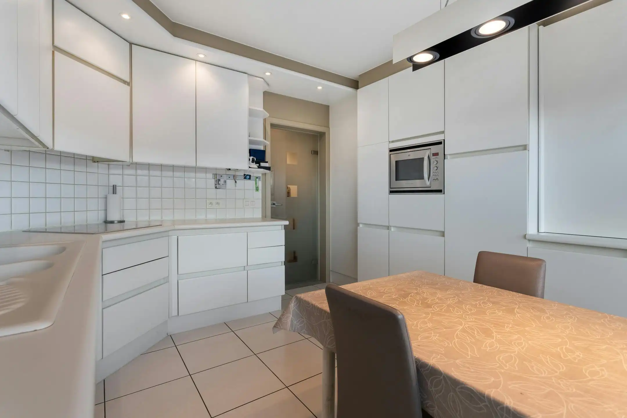 Energiezuinige woning met praktijk- of kantoorruimte foto 8