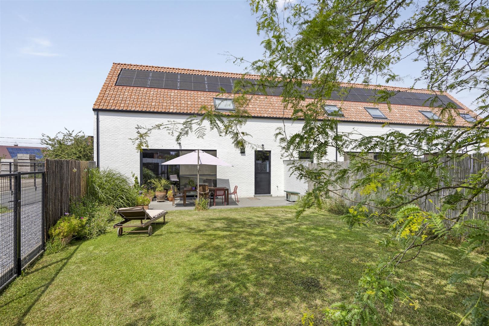TE KOOP: Recente halfopen woning met tuin in Hoepertingen! foto 27