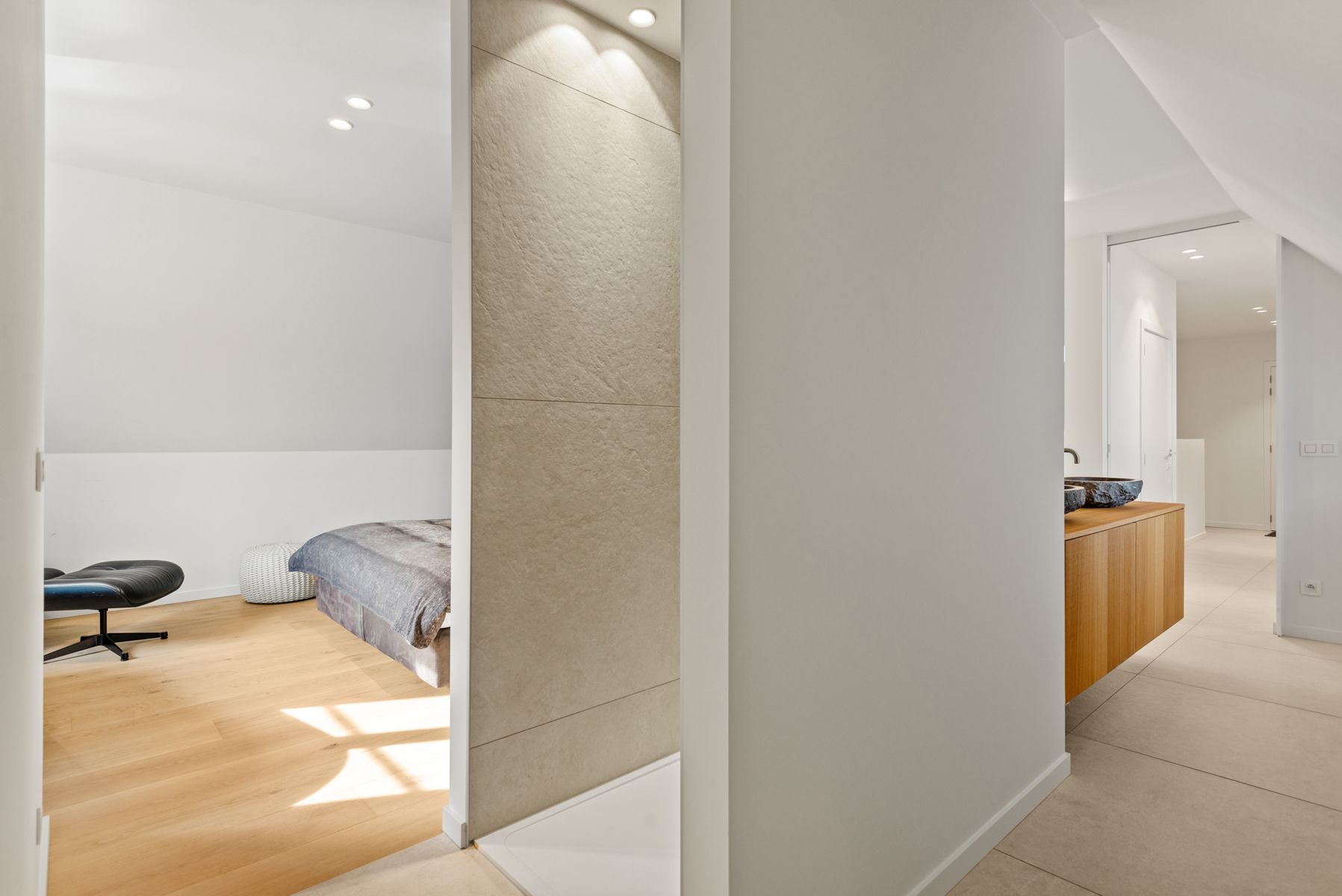 Exclusief duplex dakappartement met zicht op weiland. foto 23