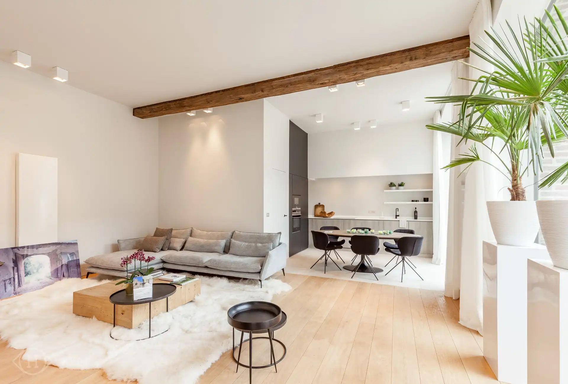 Charmant éénslaapkamerappartement in groene omgeving foto {{pictureIndex}}