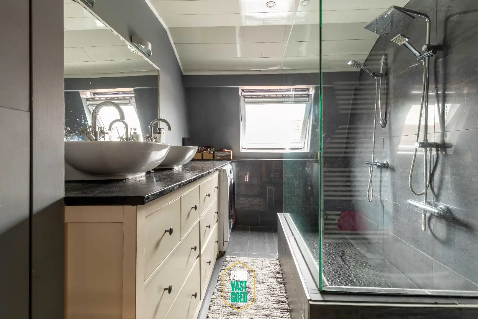 Buitengewoon potentieel in gerenoveerd pand in hartje Nieuwpoort foto 17