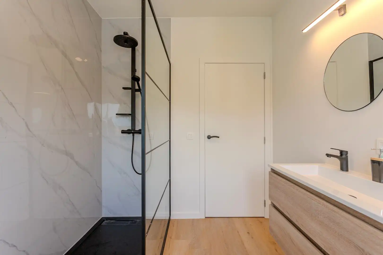 Gerenoveerde woning (EPC B) met 3 slpks (5 mogelijk) garage en tuin in een rustige straat te Lembeek foto 22