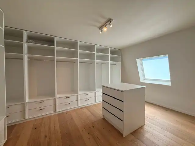Luxe duplexappartement te huur in het hart van Maaseik, met lift, 2 slaapkamers en 2 terrassen.  foto 30