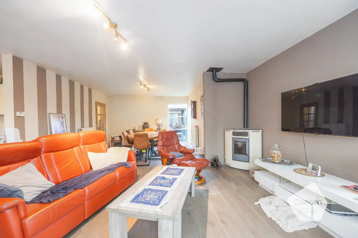 Recente half open woning te koop in Gistel foto 8