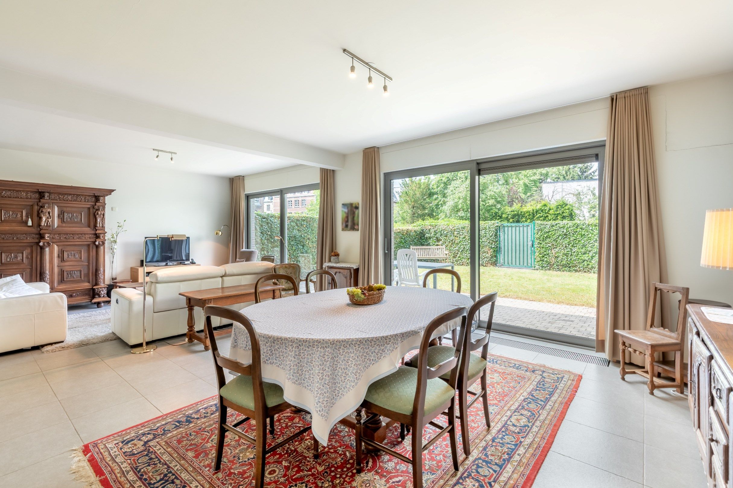 Gelijkvloers appartement met tuin op toplocatie! foto 7