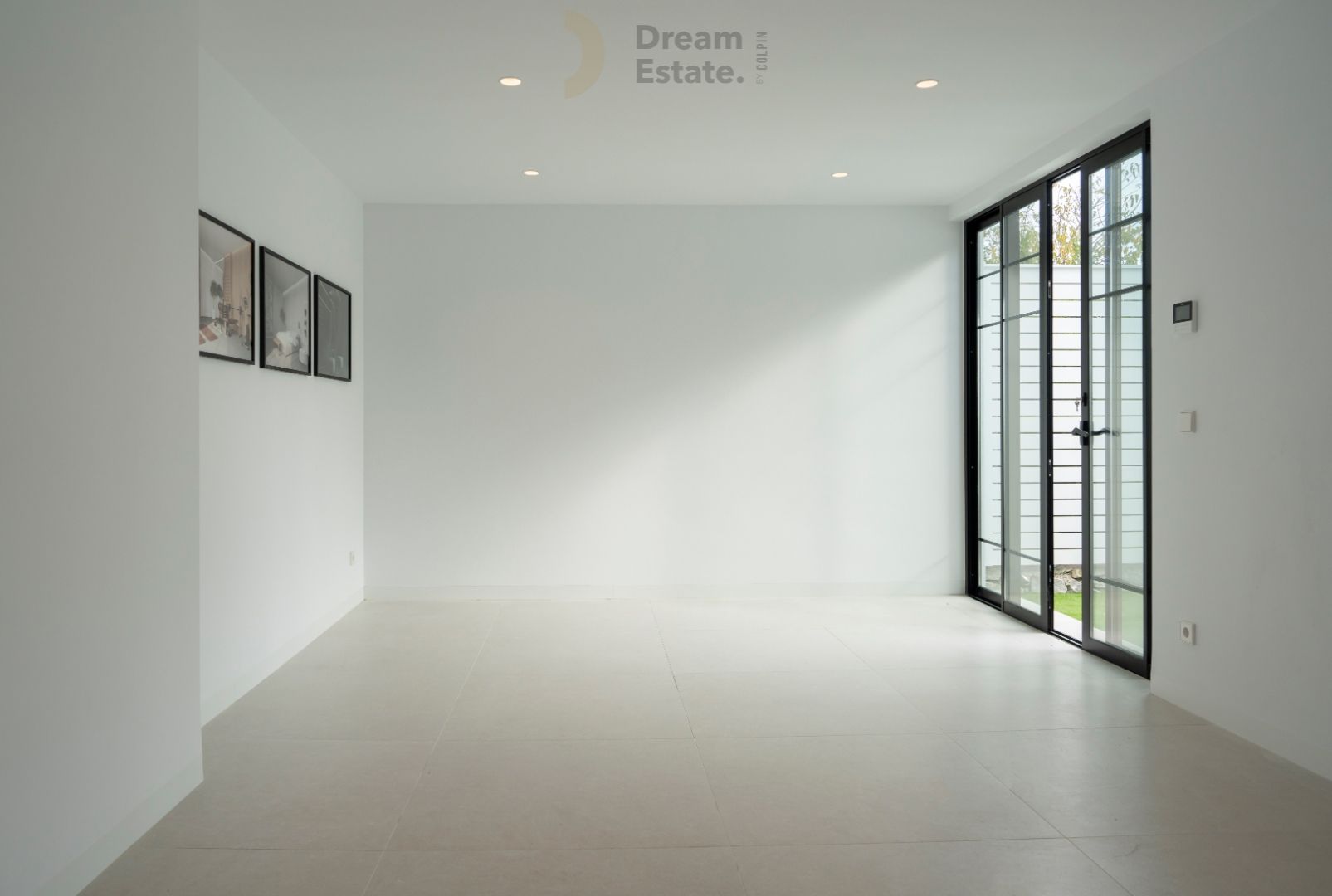 Moderne en strakke villa gelegen te Nueva Andalucia, Marbella. foto 43