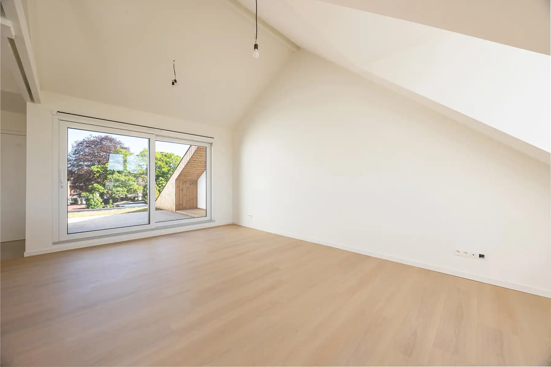 Gerenoveerde loft in hartje Ekeren! foto 4