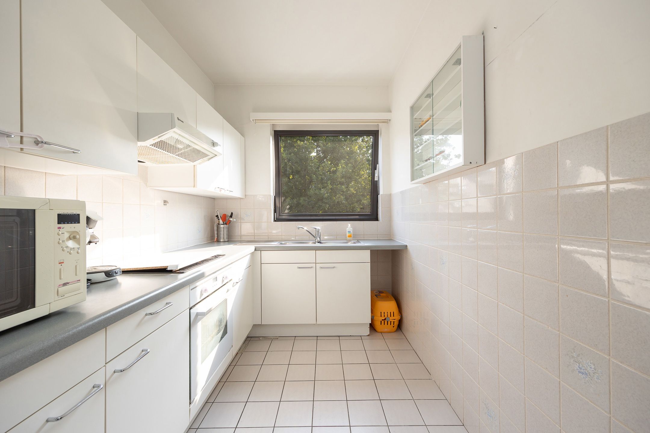 BRASSCHAAT - 2 SLK appartement in kleinschalig gebouw foto 10