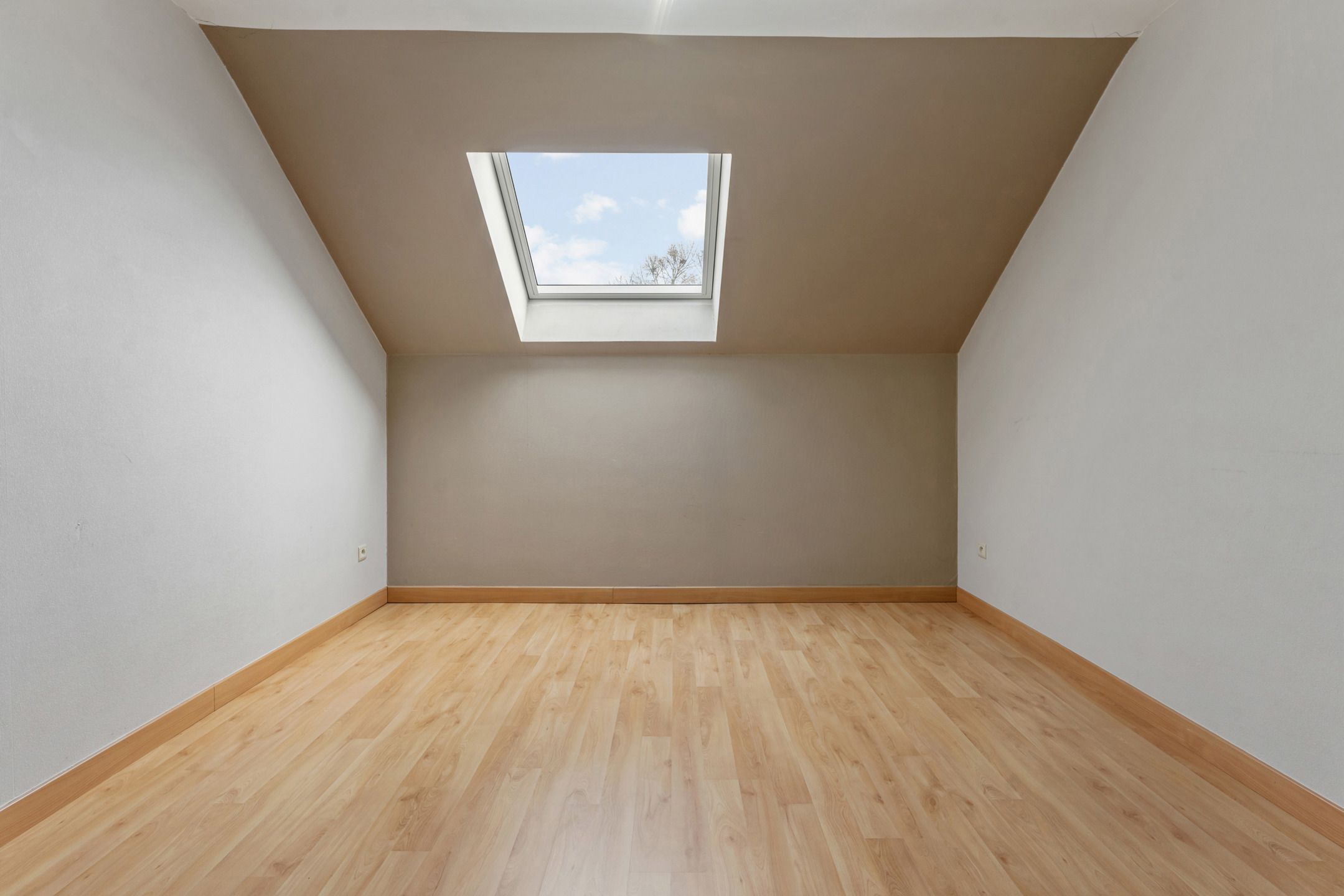 Duplex appartement met garage te Vlijtingen foto 15