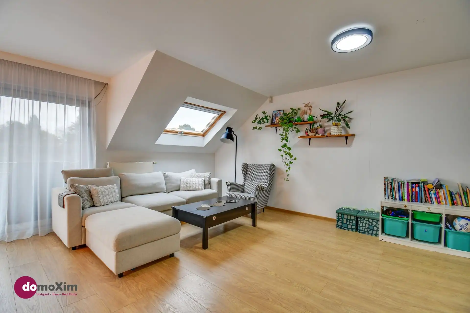 Ruim 3-slaapkamer appartement met 2 terrassen en garagebox in Vilvoorde foto 2