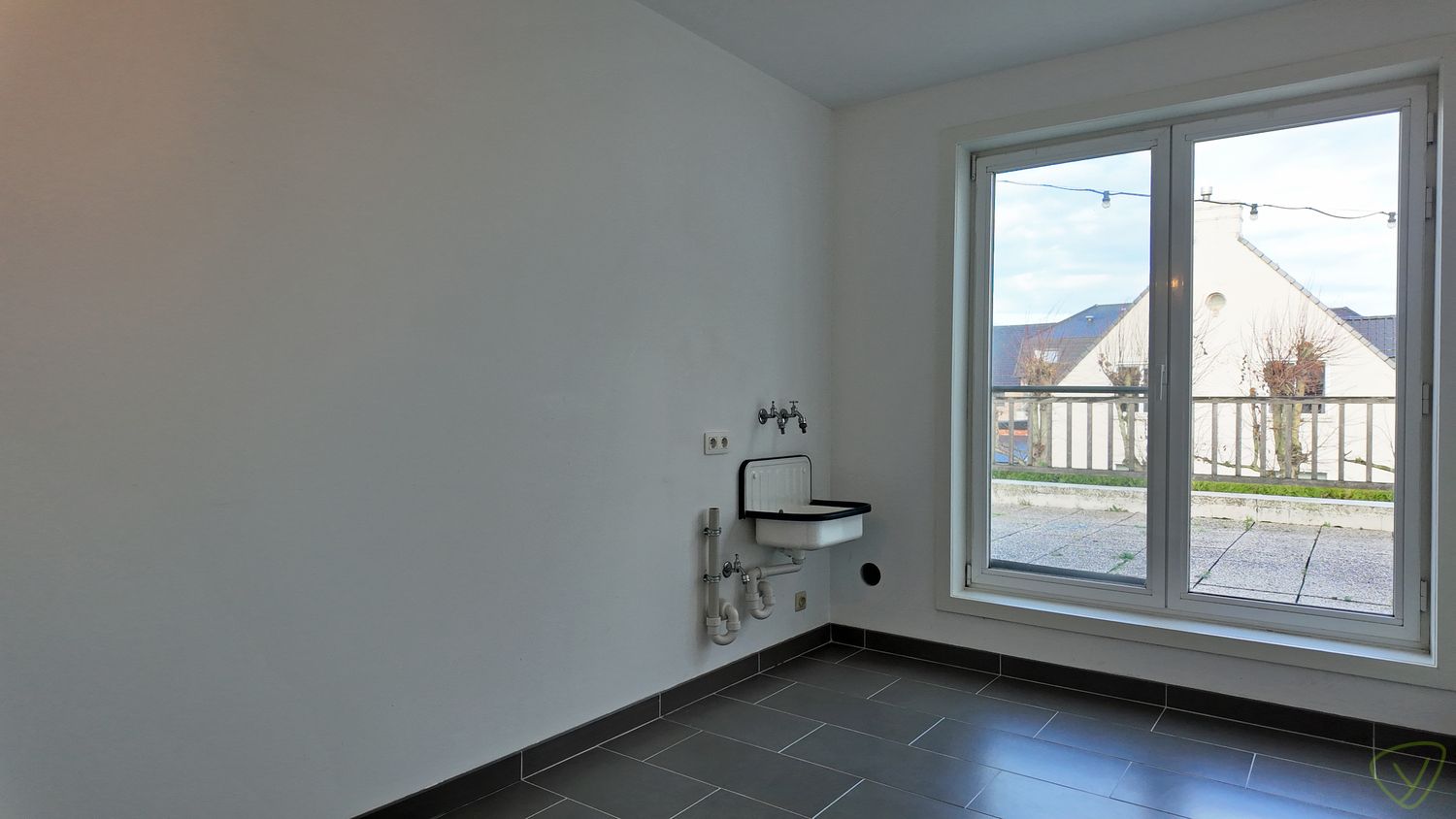 Ruim en modern duplex appartement in Eeklo! foto 16