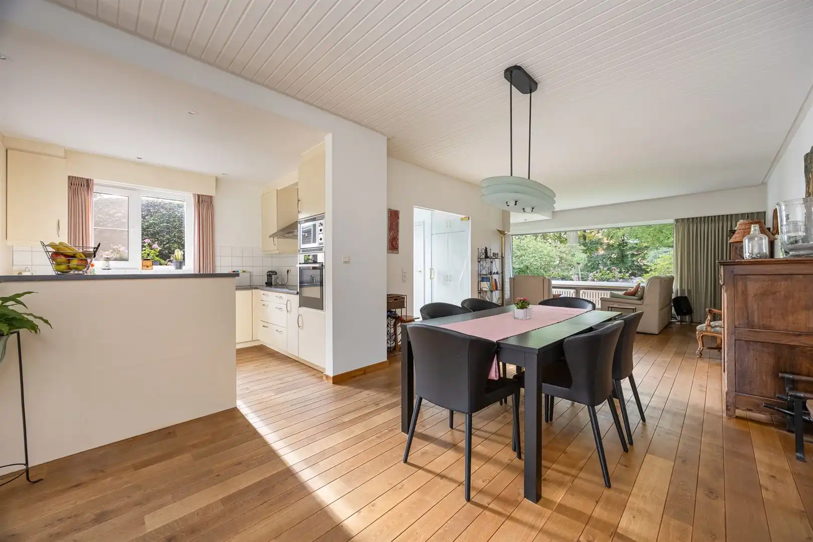Ruime halfopen woning in het groene Mariaburg-Brasschaat foto 8