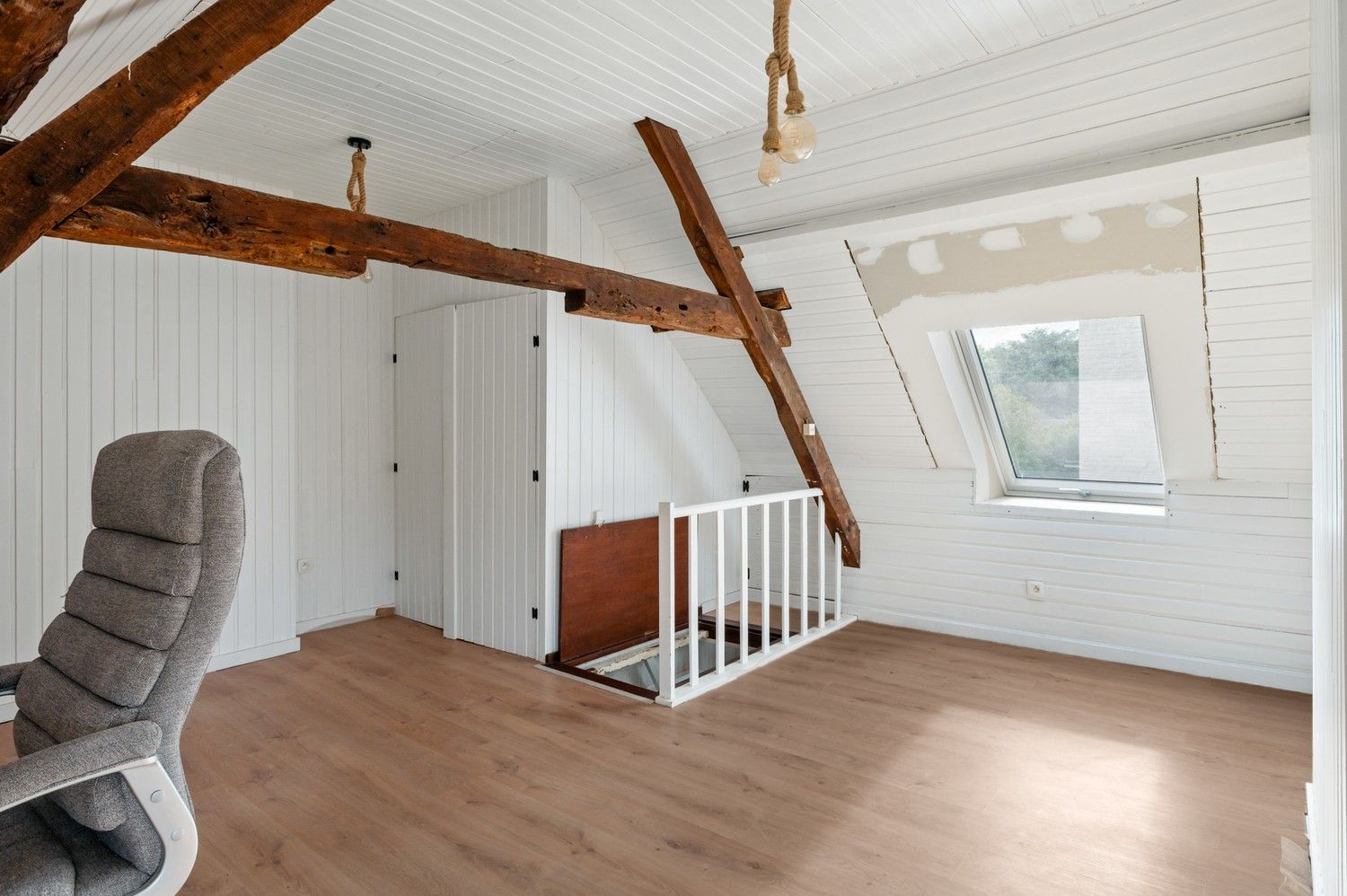 Toffe woning met zonnige tuin in het gezellige Ranst! foto 15