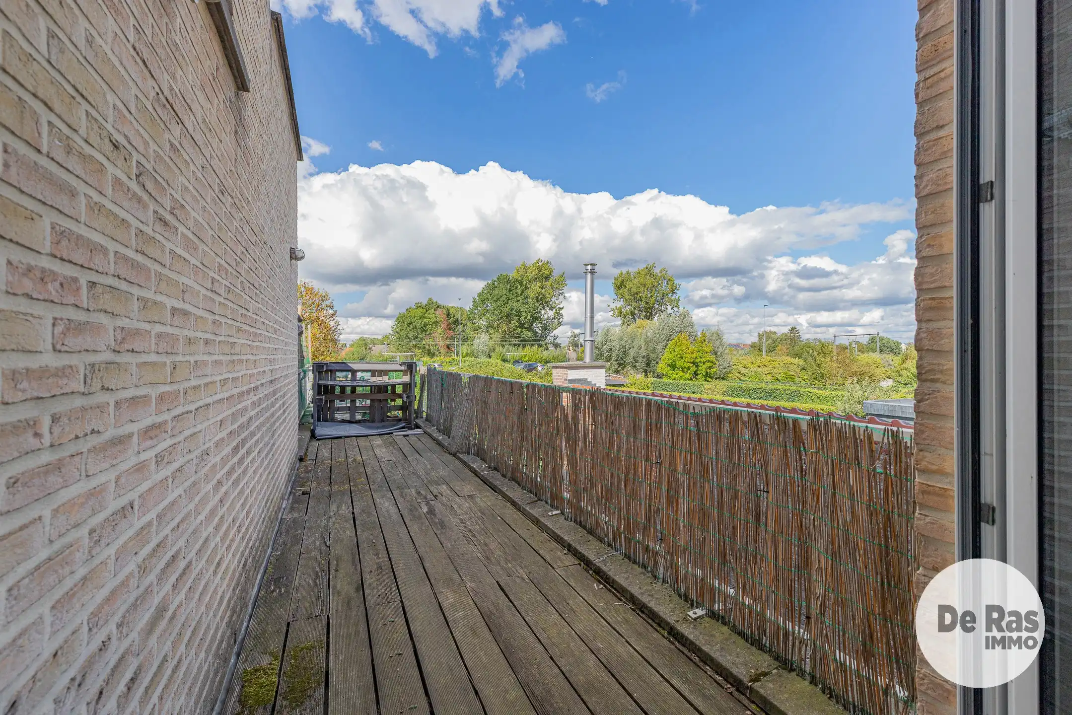 HAALTERT -  App met twee slaapkamers, terras en garage! foto 11