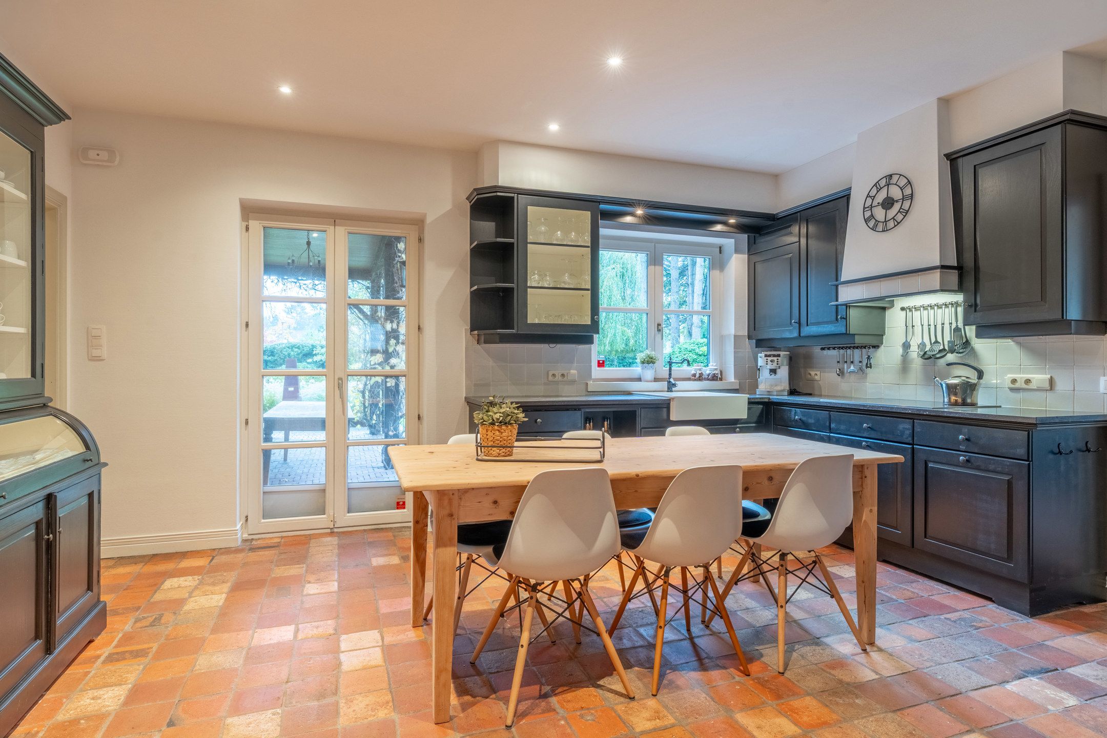 Prachtige villa met  residentiële ligging op 1.754 m² foto 11