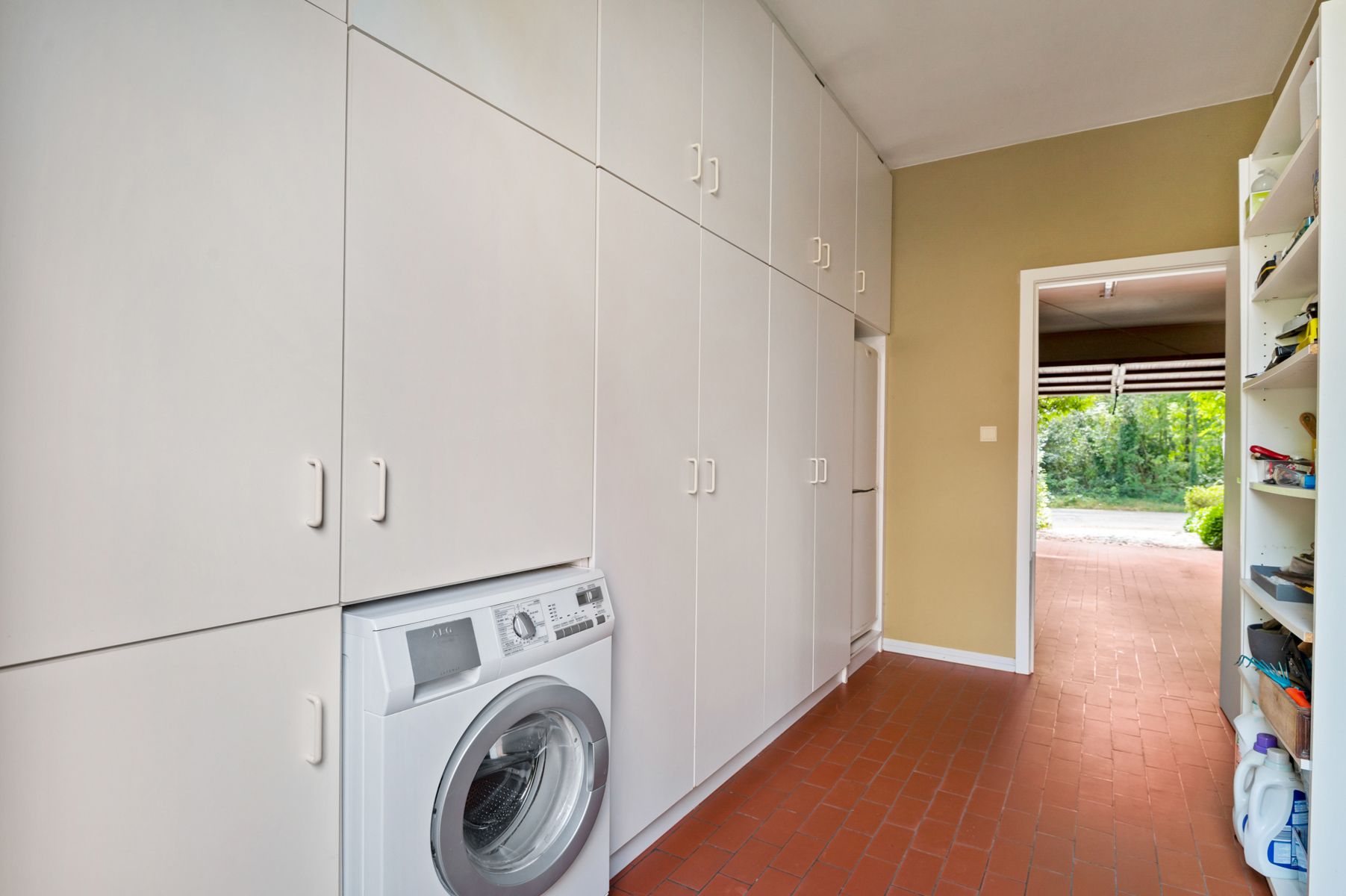 Prachtige woning met 3 à 4 slaapkamers, tuin en garage!  foto 12