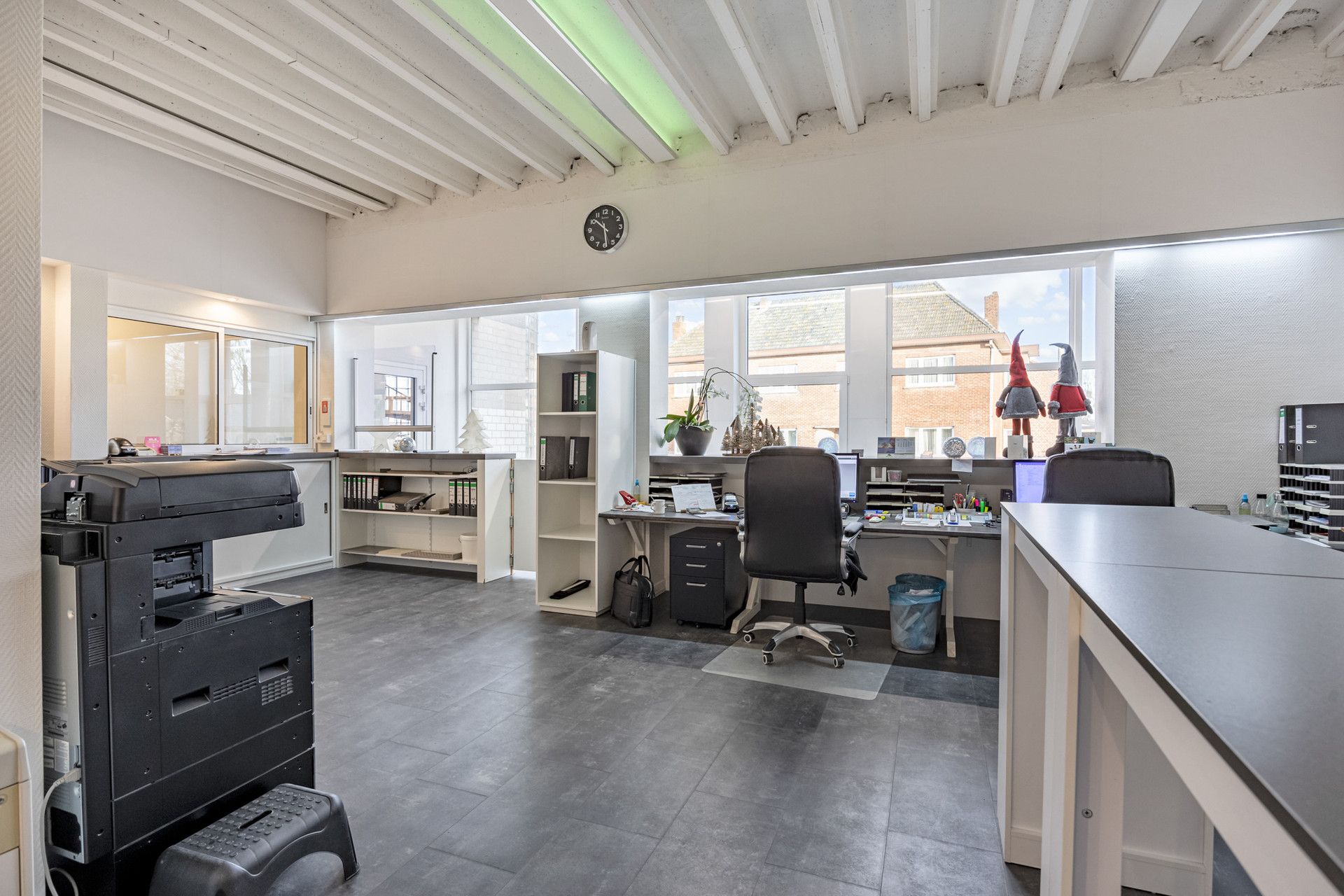 GEBOUW BESTAANDE UIT APP, 3 KANTOORVLOEREN & WERKPLAATS TE BILZEN. foto 21