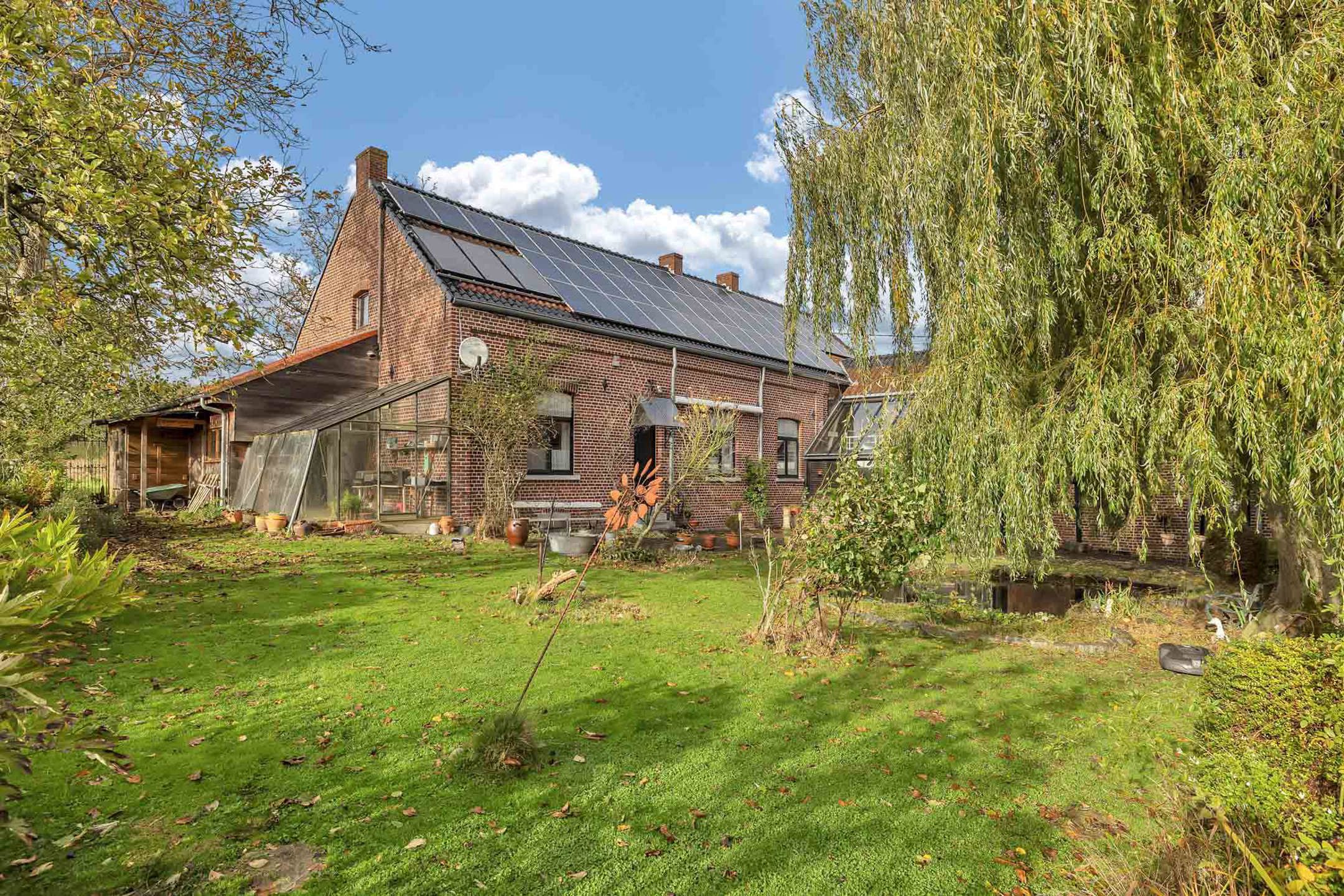 Fantastisch gerenoveerde hoeve met binnenzwembad foto 39