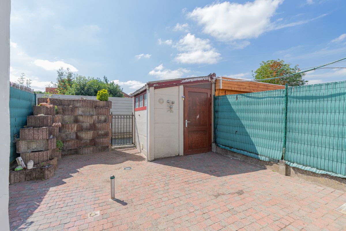 Rijwoning met uitweg foto 12