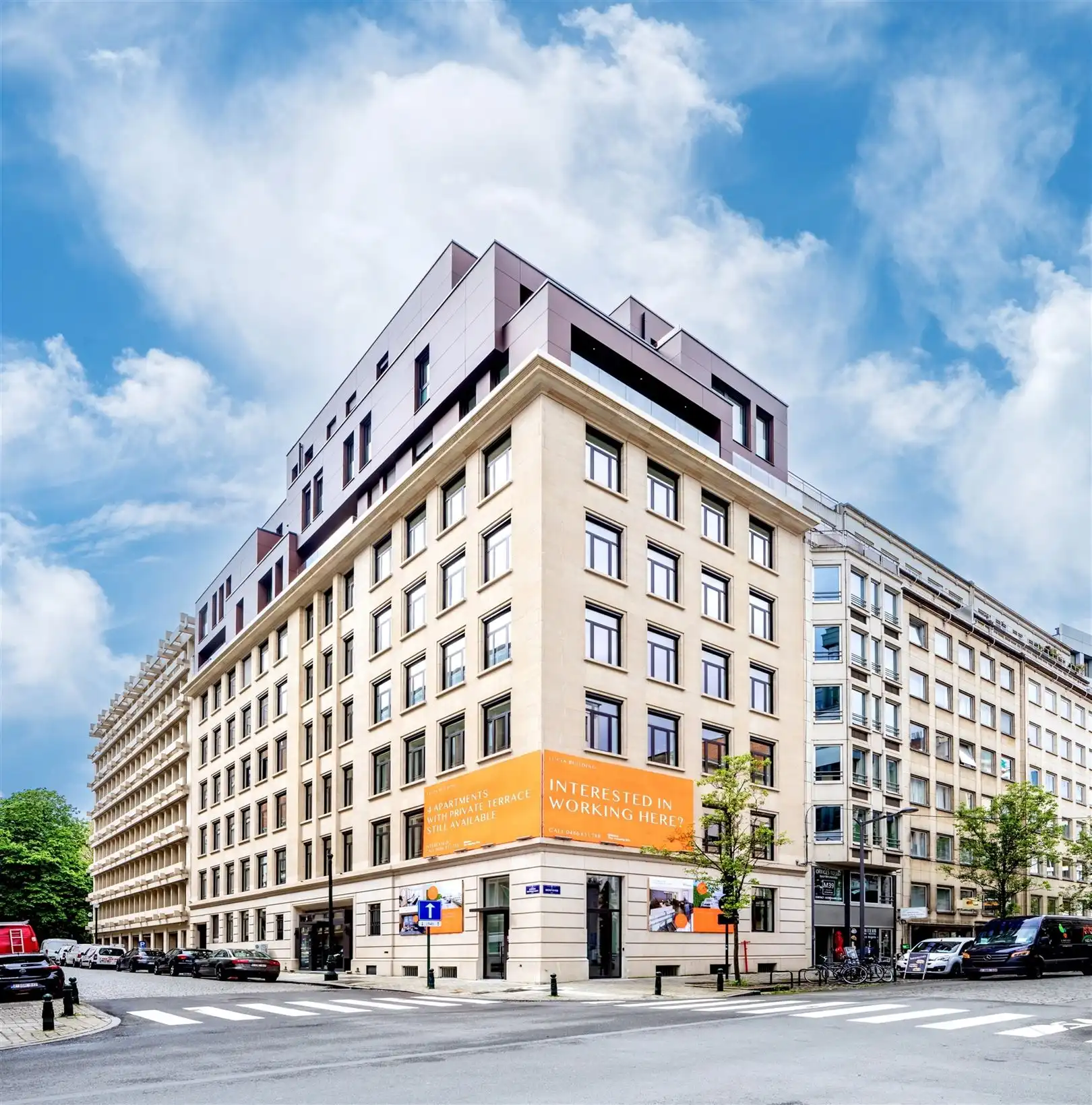 LUCIA: kantoren te huur 132m² foto {{pictureIndex}}