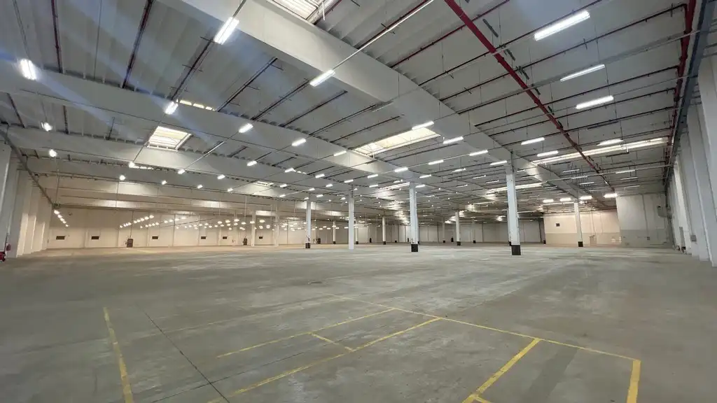 Logistiek magazijn te huur in bedrijvenpark Waregem-Zuid foto 6