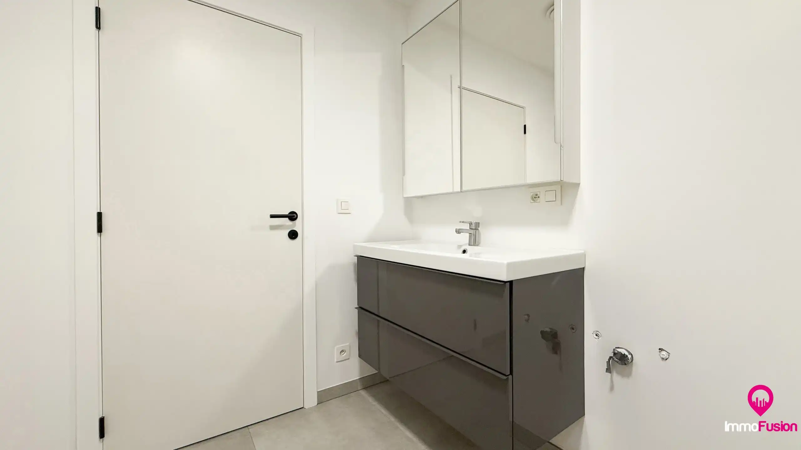 Moderne halfopen bebouwing met 3 slpks, airco en tuintje! foto 24