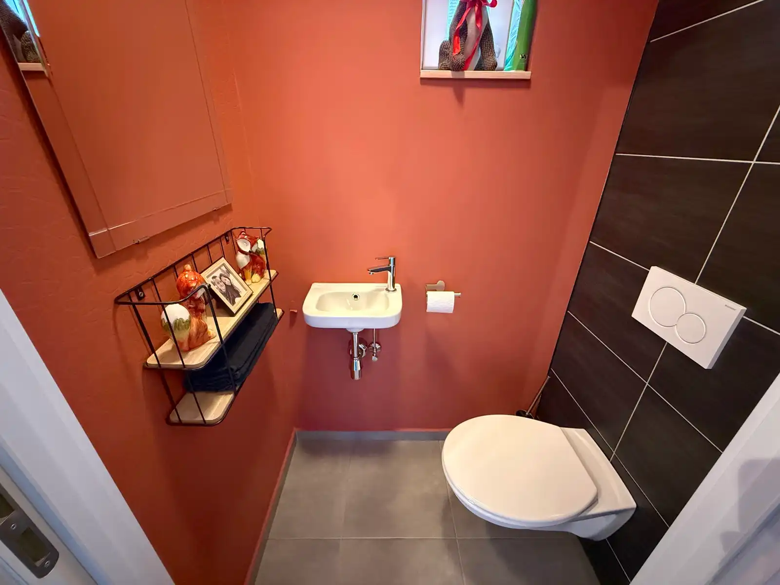 Instapklare woning (half open) met 3 slaapkamers en tuin foto 9