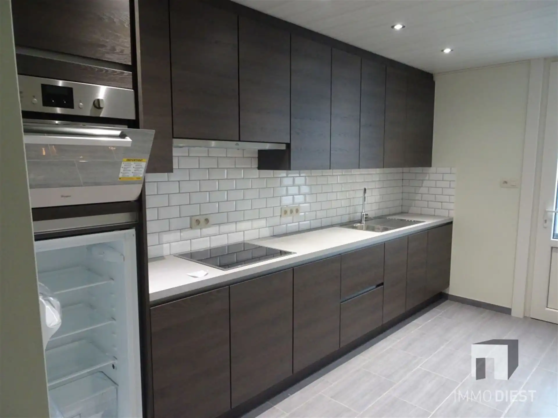 Ruime instapklare woning met koer foto 6