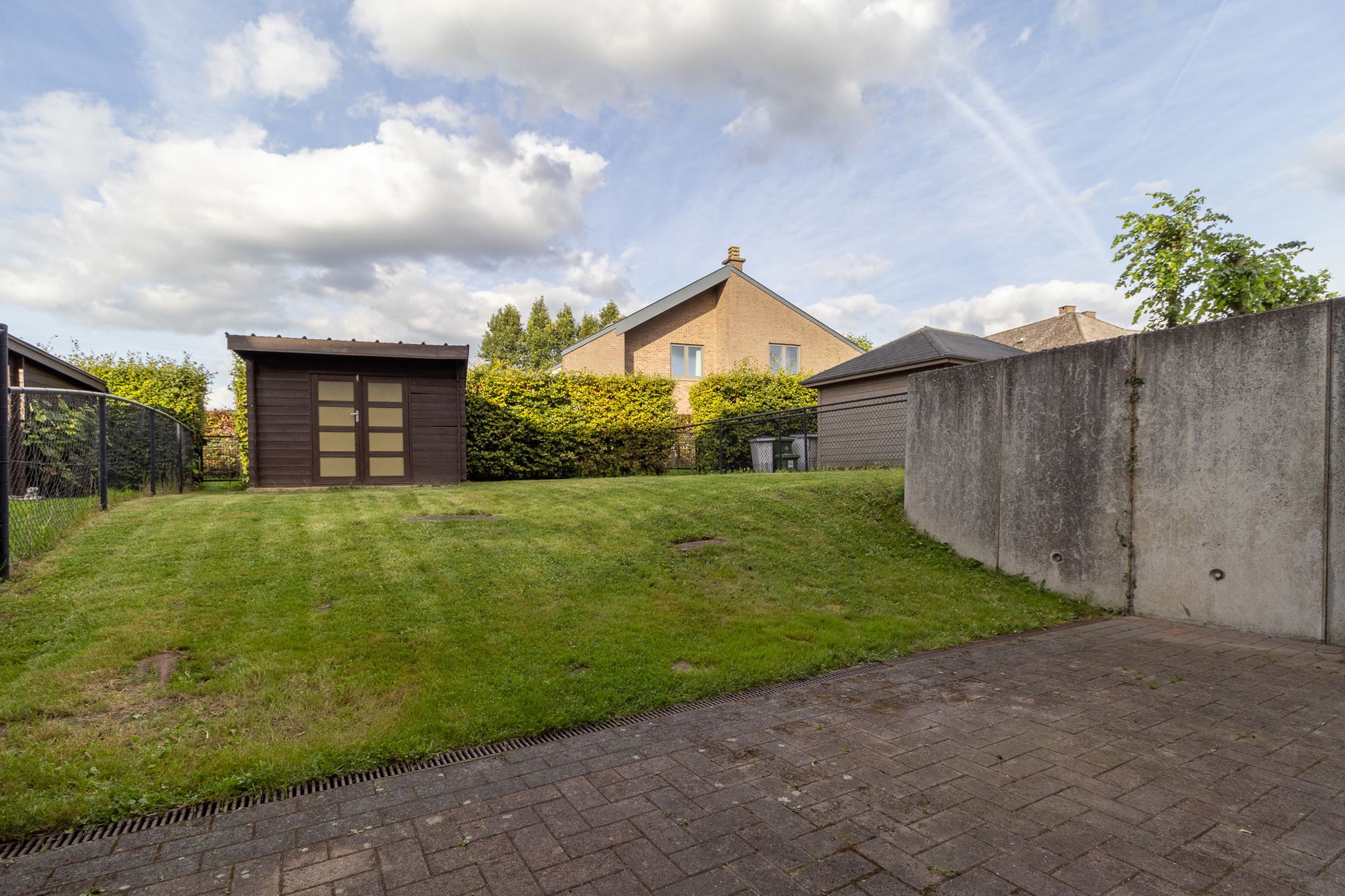 Charmante woning in een gerestaureerde hoeve met veel privacy foto 19