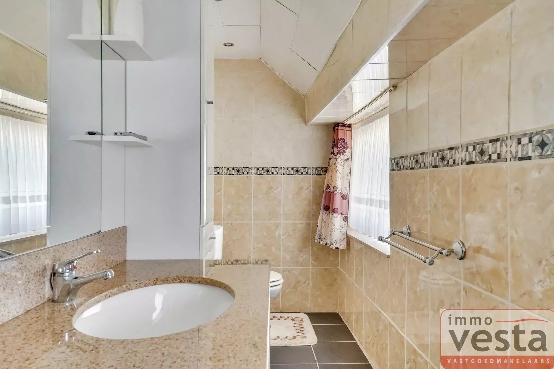 Charmante woning in Gingelom foto 13