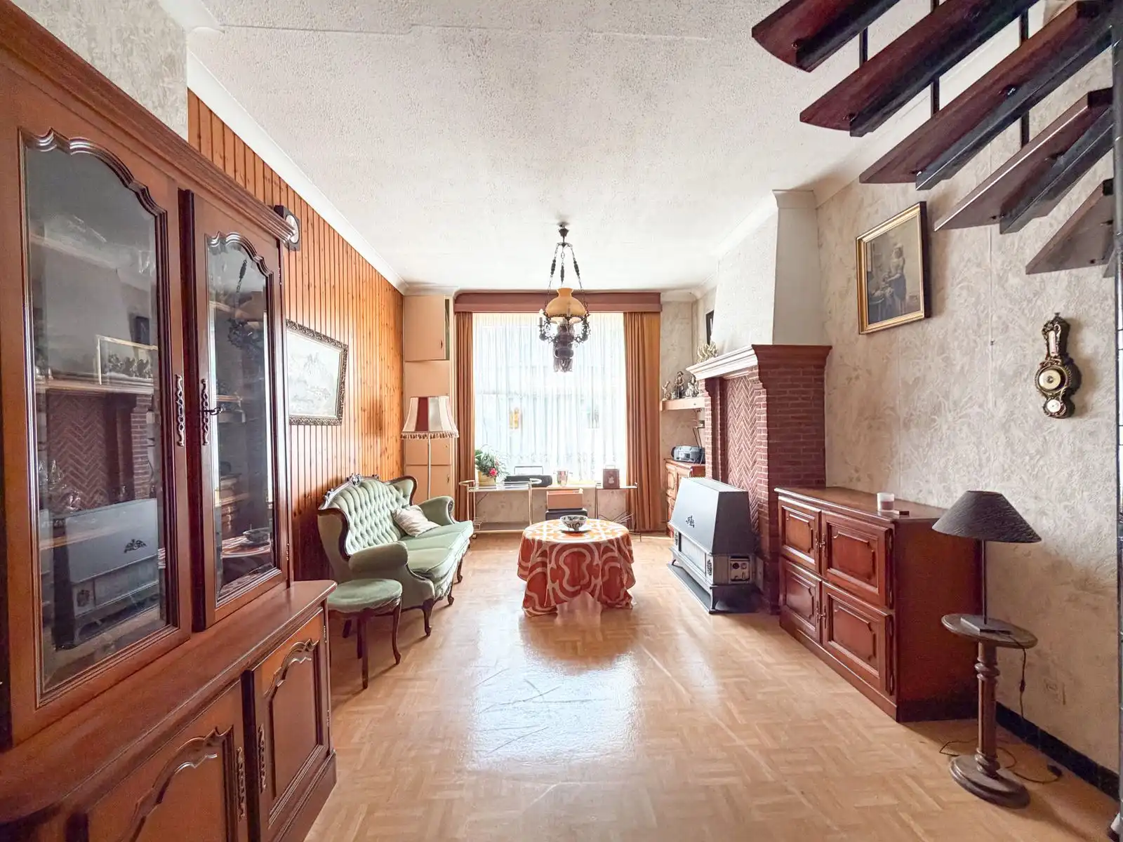 Te renoveren rijwoning met 4 slaapkamers vlak bij de jachthaven foto 5