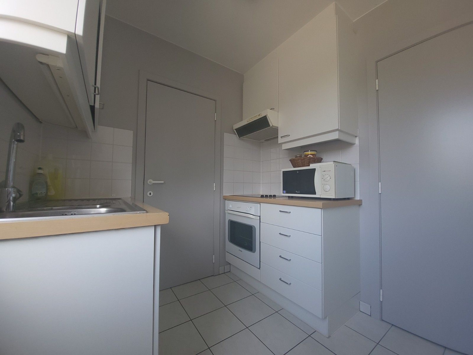 Lichtrijk 1-slaapkamerappartement foto 8