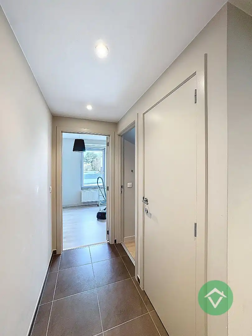 Appartement met 2 slaapkamers en terras te Roeselare  foto 13