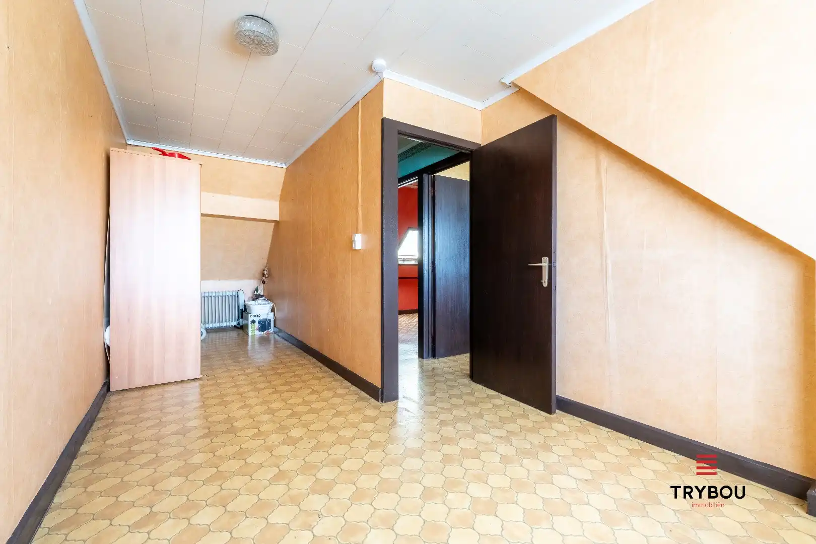 Verrassend ruime woning aan de rand van Houthulst op ruim perceel van 720m². foto 23