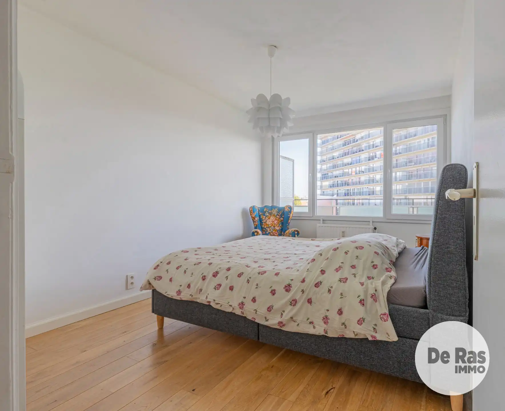 GENT - Instapklaar appartement met 2 kamers en ruim terras foto 10