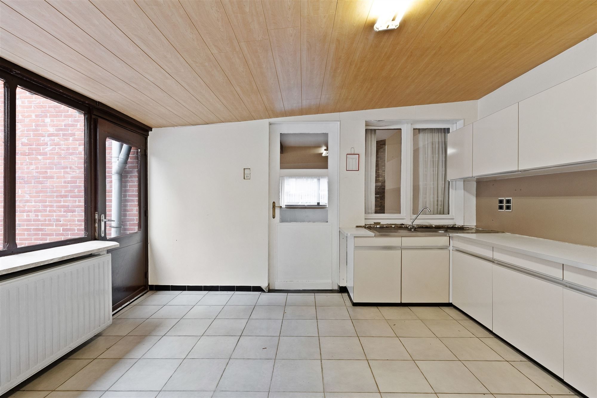 WONING MET VELE MOGELIJKHEDEN OP PERCEEL VAN 5A69CA TE BERINGEN foto 8