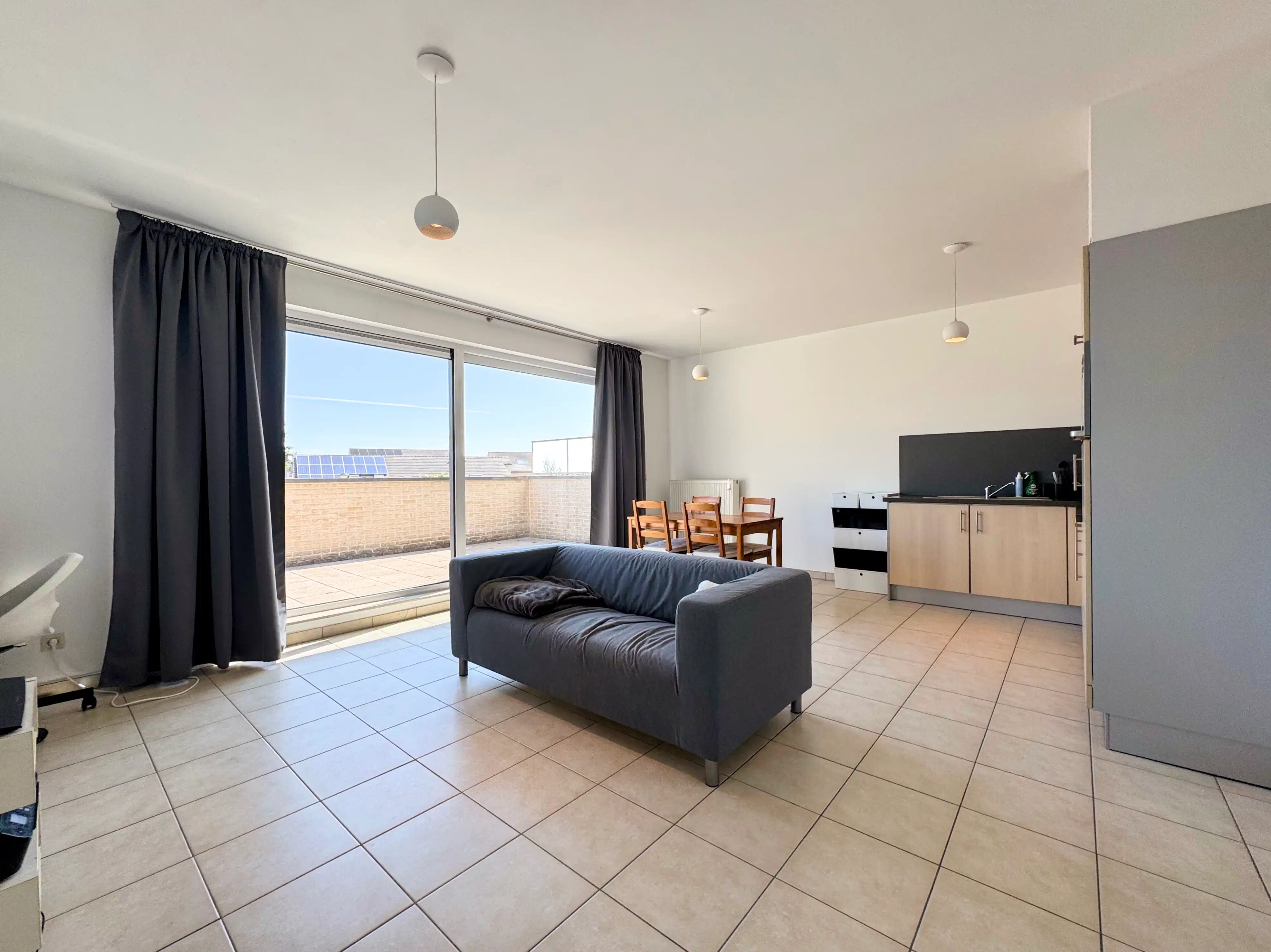 Lichtrijk 1-slaapkamerappartement met ruim terras in Bilzen-Hoeselt foto 3