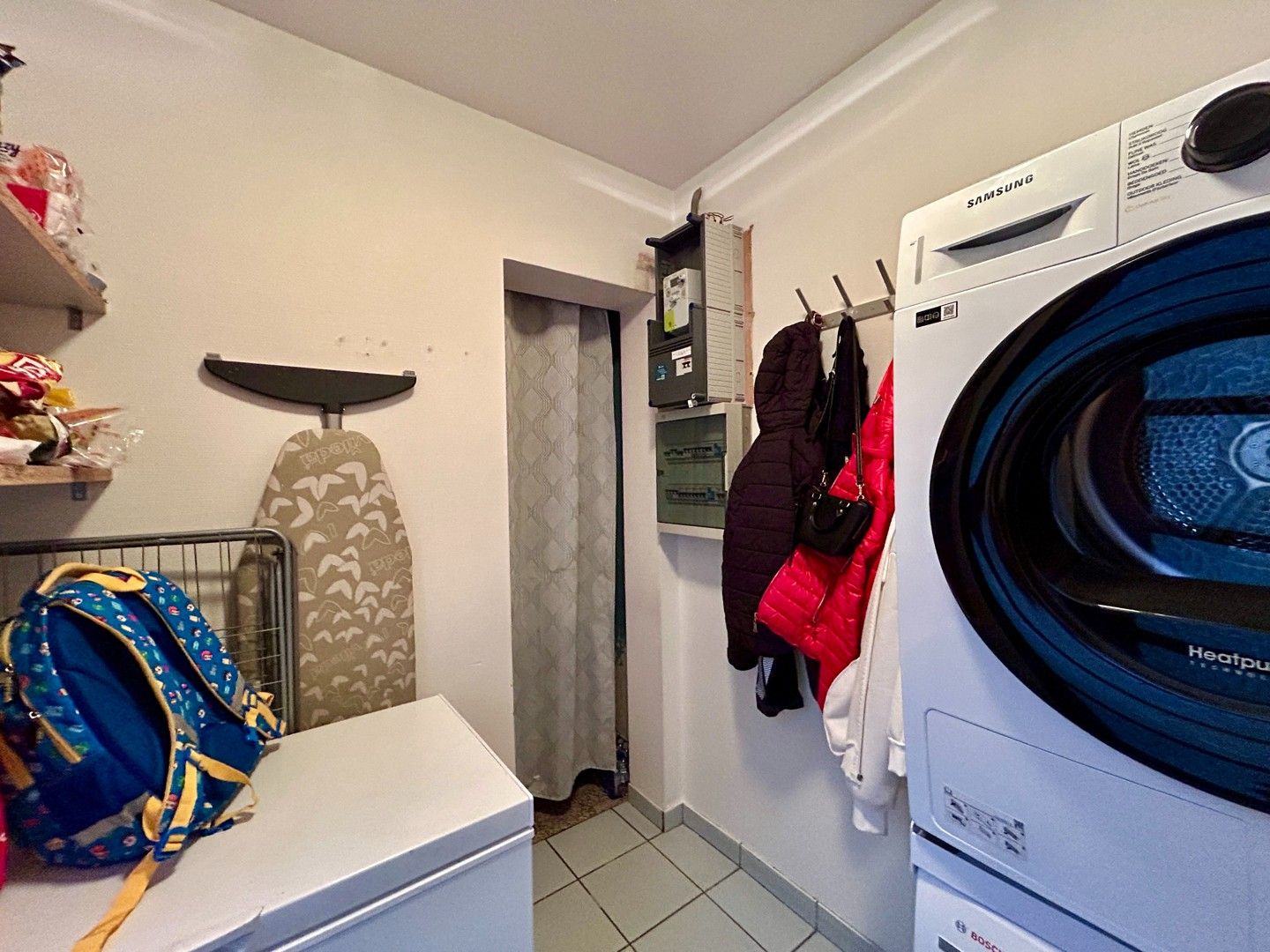 Instapklare woning met garage in Meulebeke! foto 6