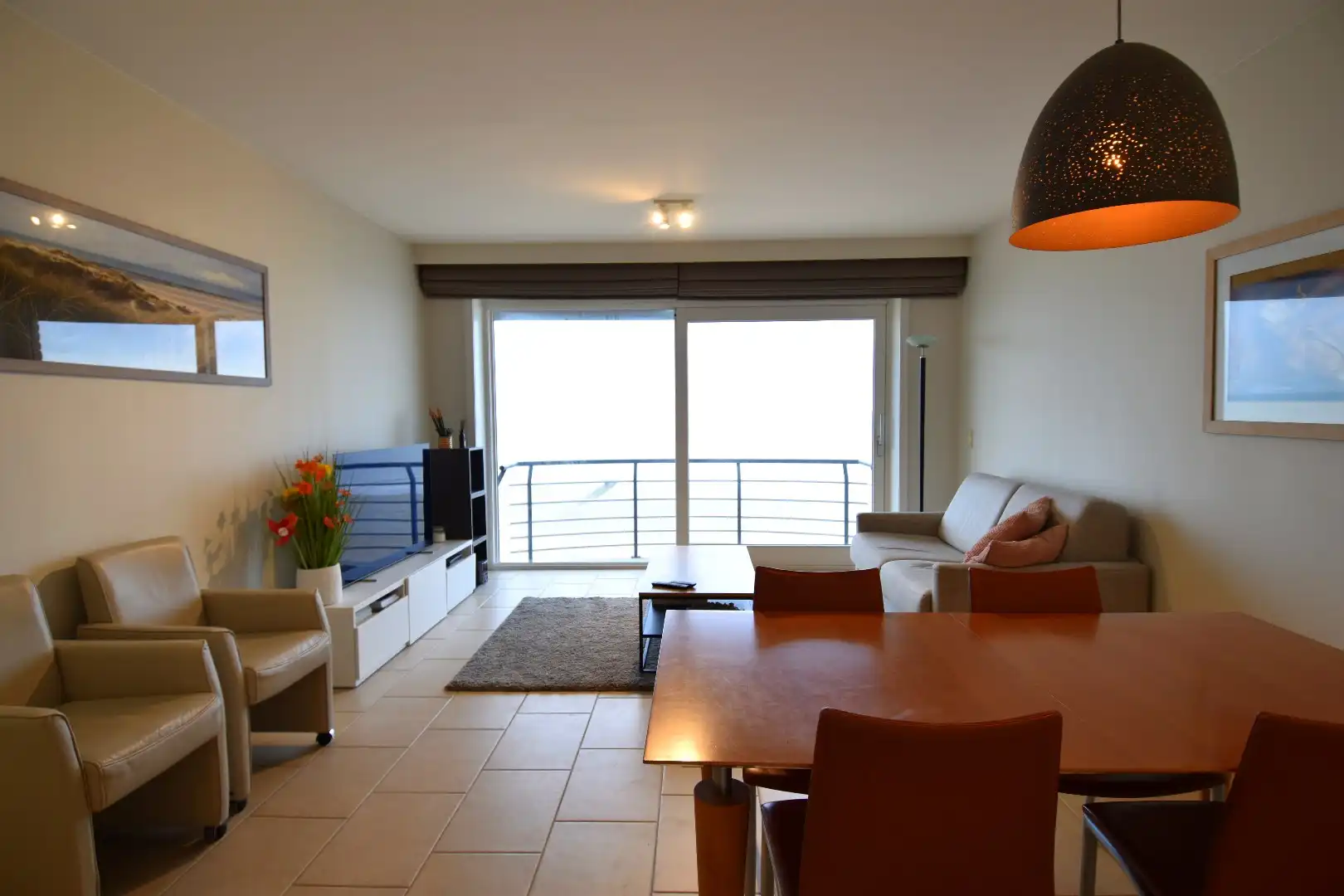 Appartement met frontaal zeezicht op de zeedijk in Nieuwpoort foto 5