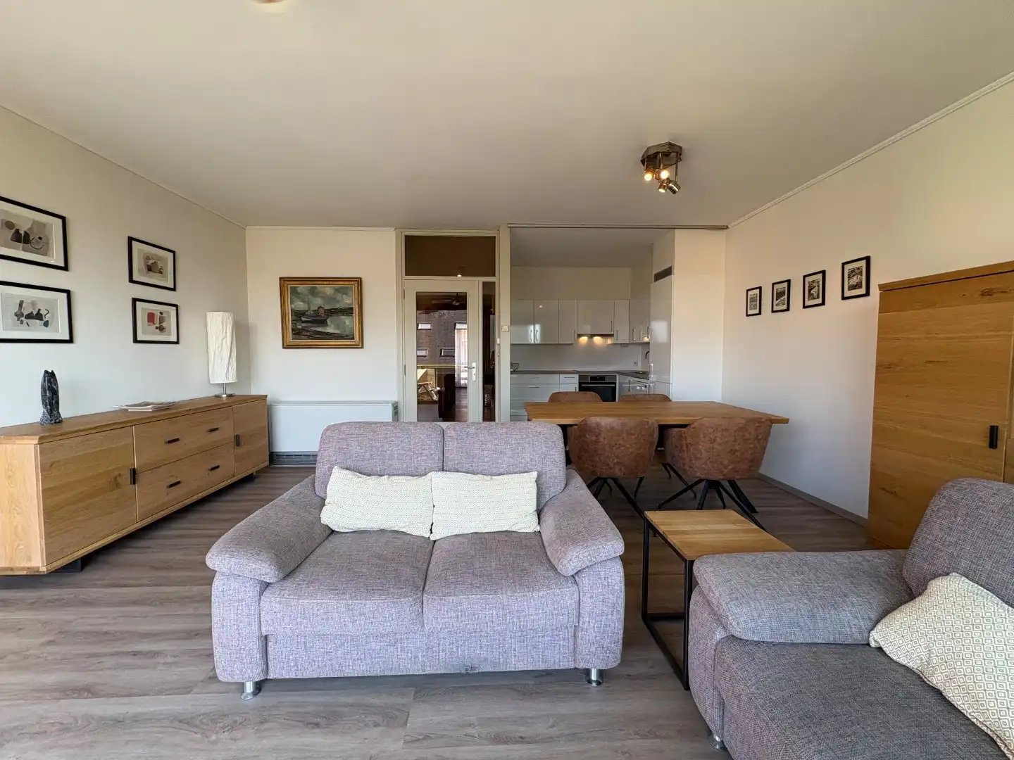 Vernieuwd appartement met zonnig terras met zeezicht  foto 11