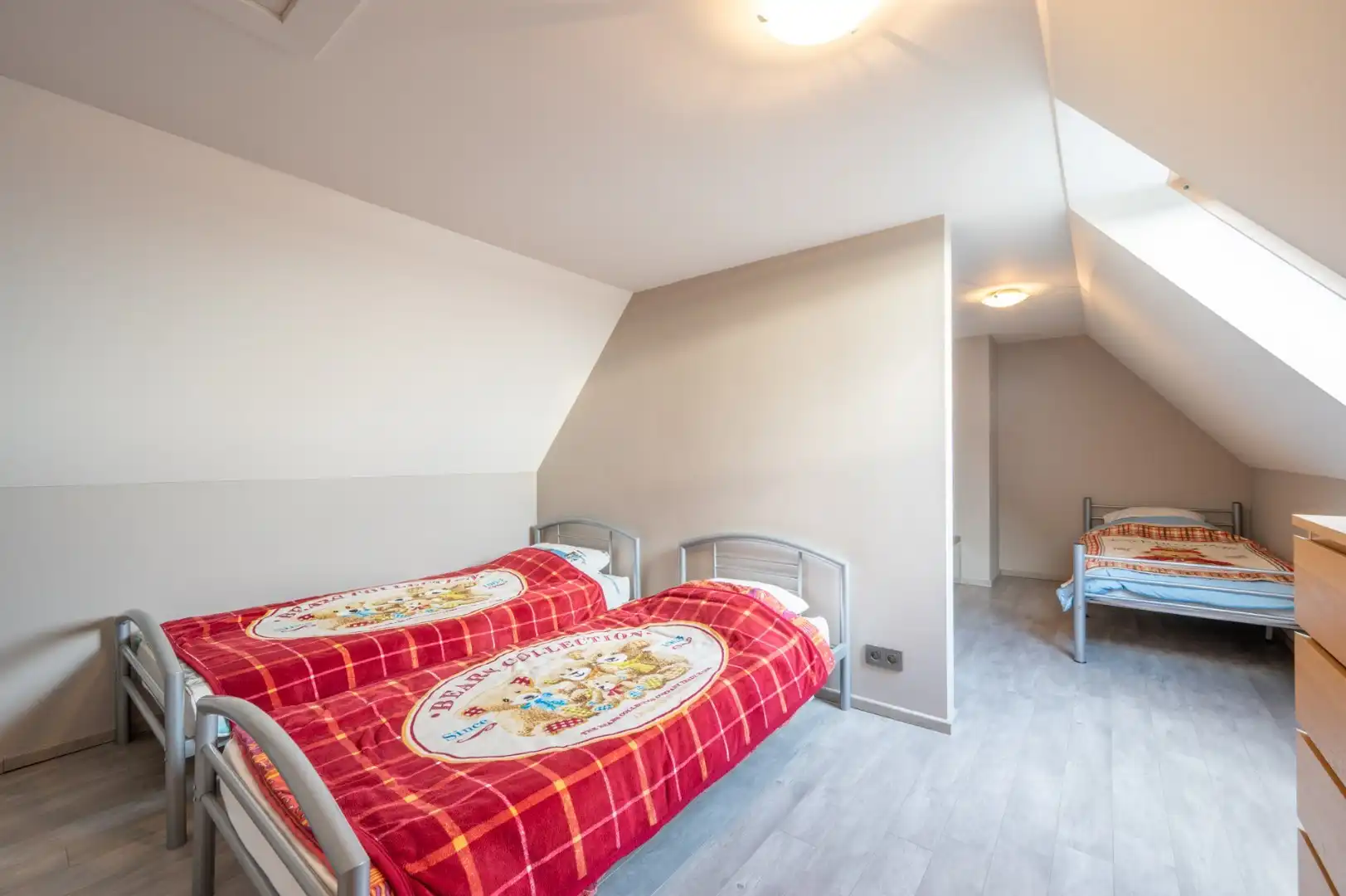 Prachtige en zéér ruime woning met kwaliteitsvolle afwerking foto 26