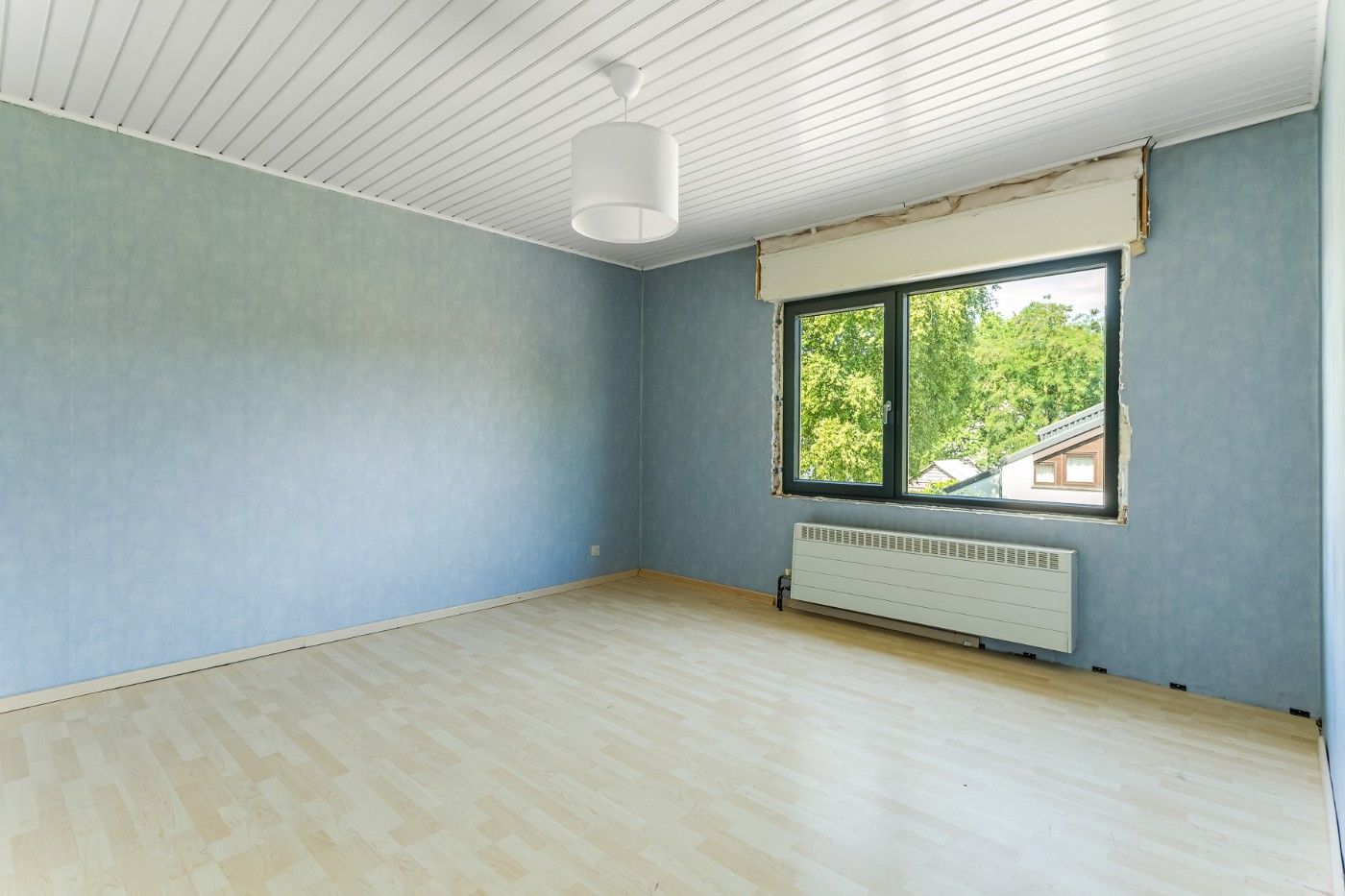 Verrassend ruime, te renoveren HOB met 5 slpk., garage/loods en tuin foto 20