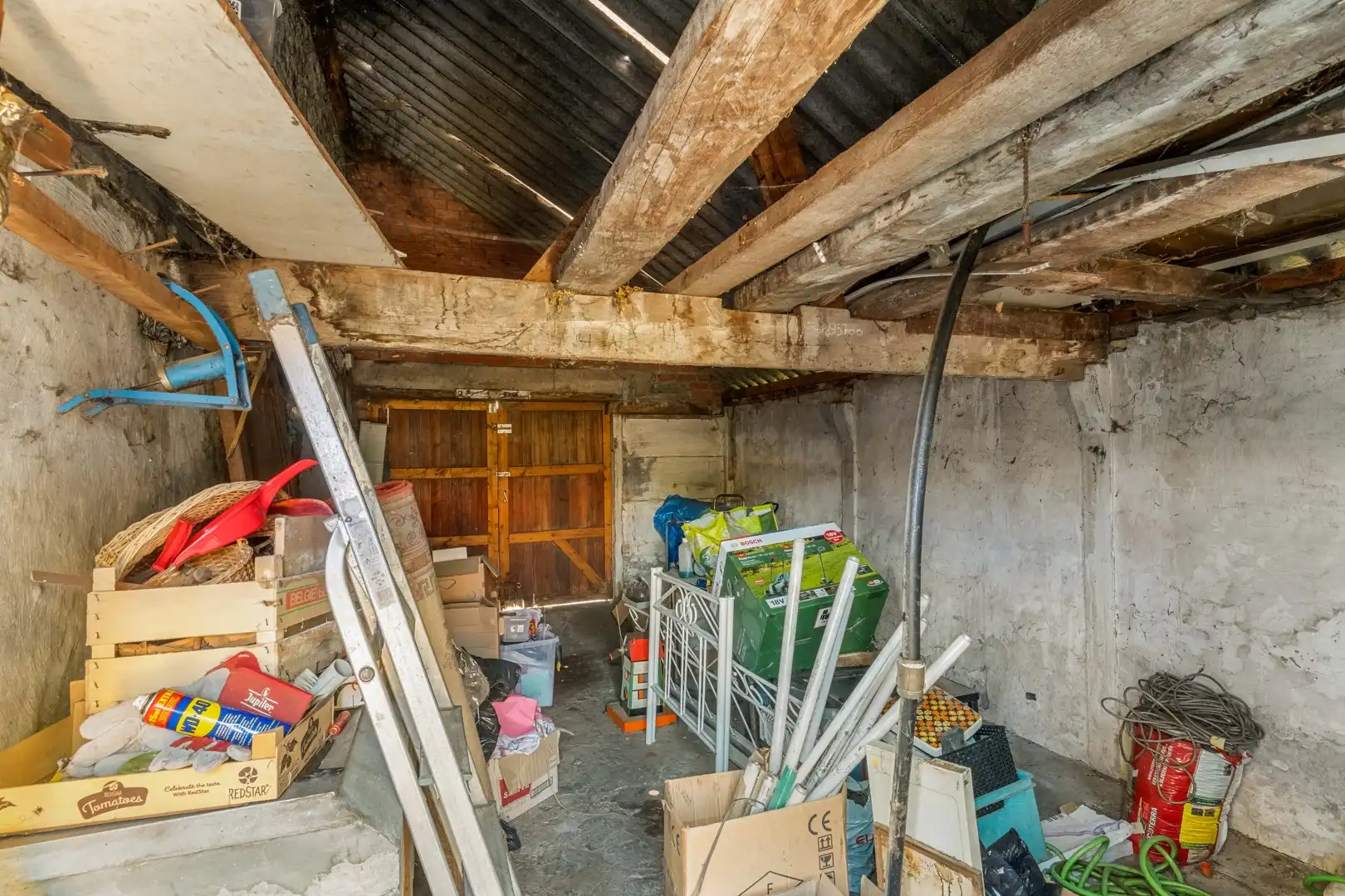 Landelijke woning te Oosterzele met uitzonderlijk renovatiepotentieel ! foto 17