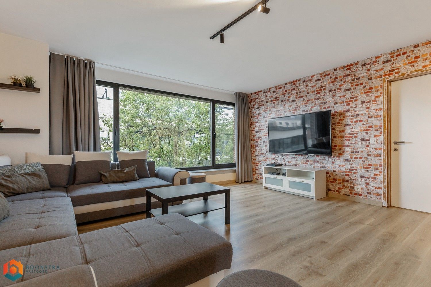 Gerenoveerd appartement met 3 slpkrs in centrum Haacht foto 6